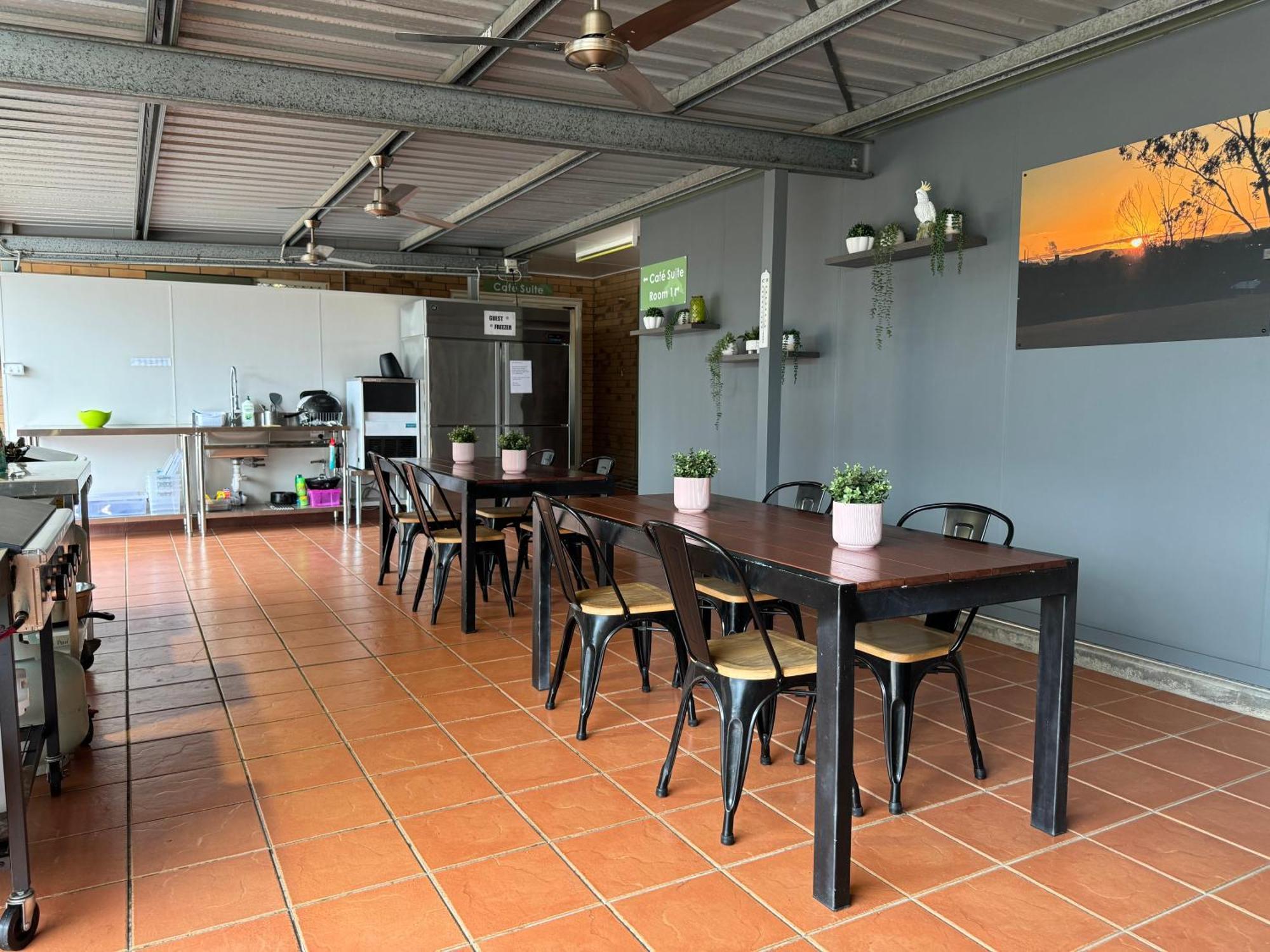 Raintree Motel Biloela Eksteriør bilde