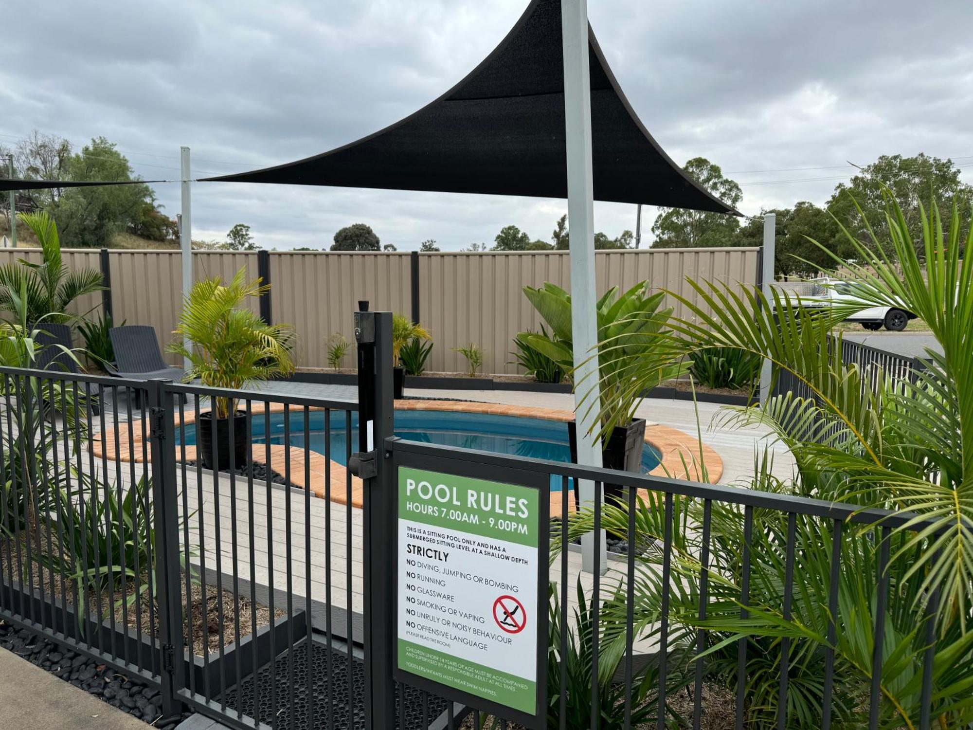 Raintree Motel Biloela Eksteriør bilde